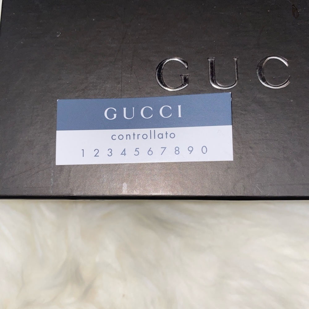 Gucci Pouch - Picture 15 of 16